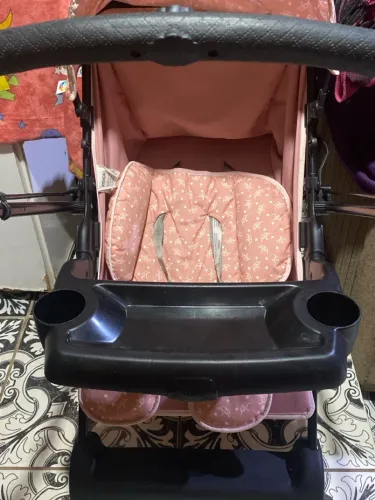Carrinho de bebê 68