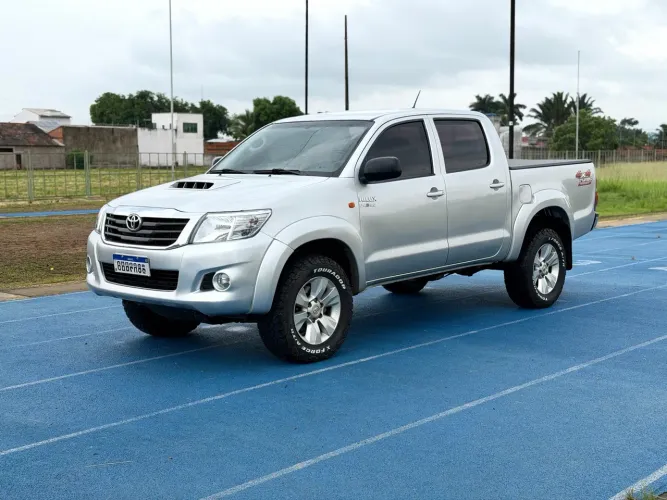 Toyota Hilux CD D4-d 4X4 3.0 TDI Dies. Mec. 2015