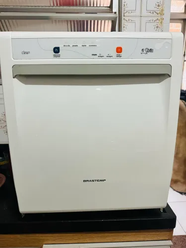 Lava louça Brastemp semi nova usadas apenas 2 vezes
