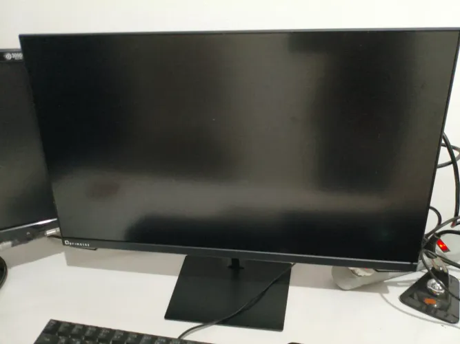 Pc e monitor