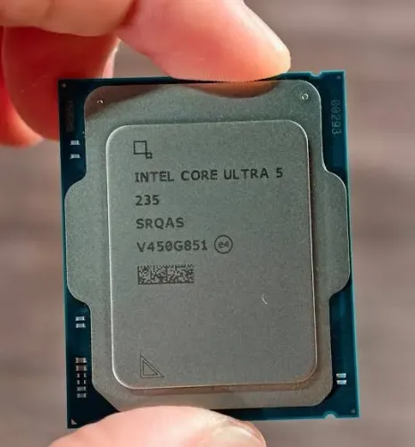 Core ultra 5 235 5 unidades