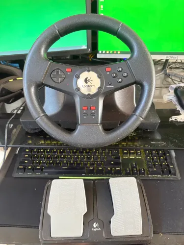Volante Logitech PC