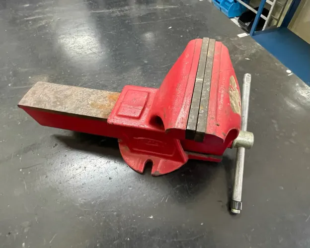Morsa torno de bancada Metasul Modular 6?