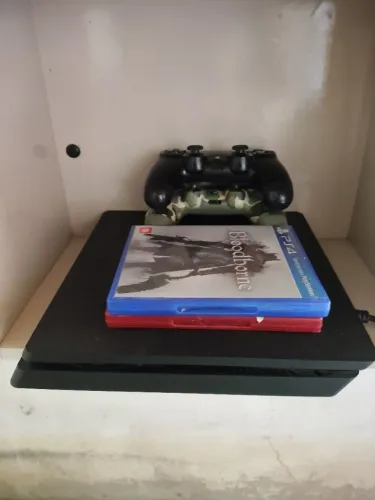 PS4 6 MESES DE USO 