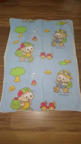 Lote de desapegos de edredons berço ou mini cama
