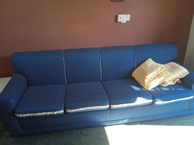 Vendo Sofá de 4 lugares