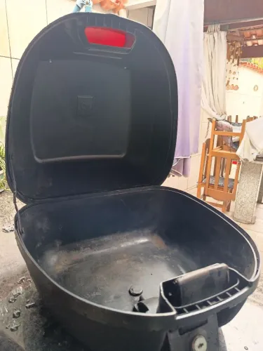 Baú de moto 