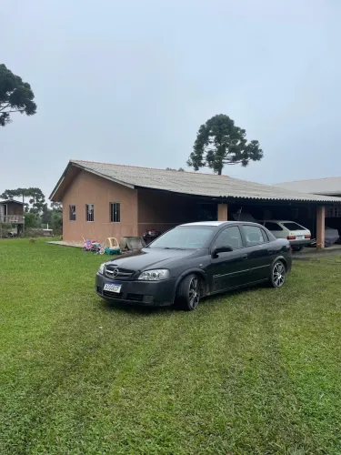 Chevrolet Astra Sedan 2.0/ CD 2.0 MPFI 8V 4P Aut. 2004