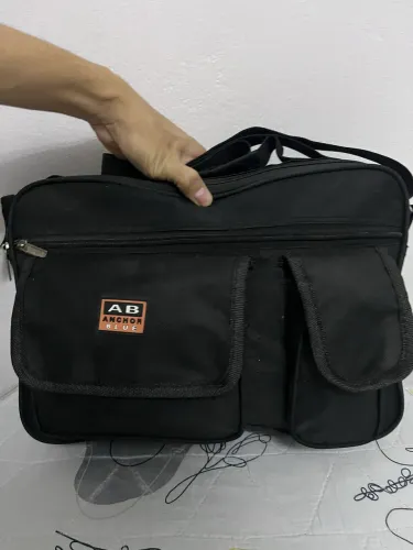 Bolsa tiracolo masculina/ média