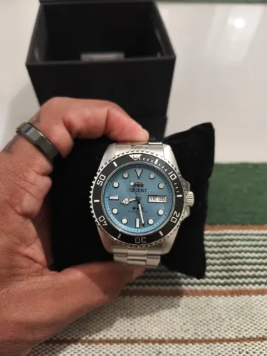 Orient submariner azul celeste 