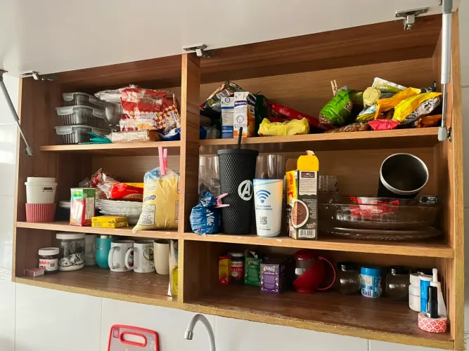 Armário cozinha (as 2 peças)