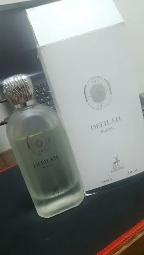 Perfume Árabe Delilah Blanc usado poucas vezes