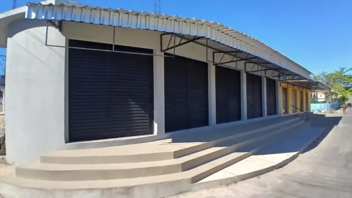 5 Lojas Comerciais Novas à Venda - Rua Principal de Paciência - Ótimo para Investidor