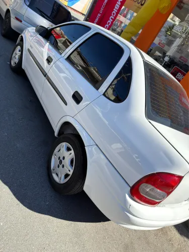 Chevrolet Corsa SED Class.life 1.0/1.0 Flexpower (álcool) 2006