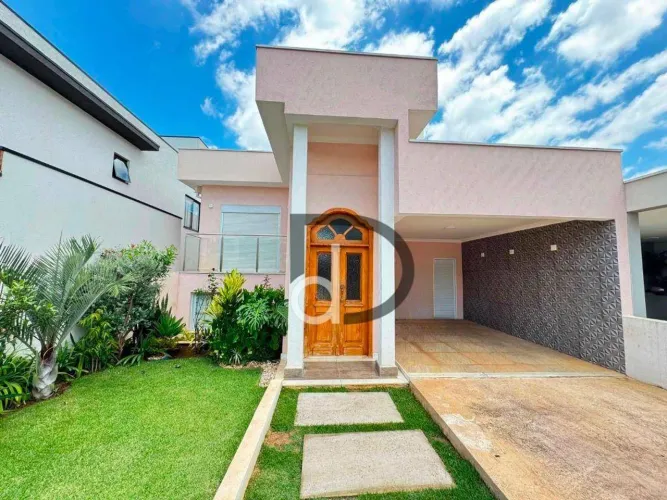 Casa com 3 quartos para alugar, 175 m² por R$ 7.790/mês - Condomínio Via Castelli - Louvei