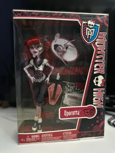 Monster High Operetta básica recolocada