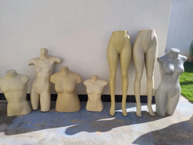 Vendo esses 7 manequim em perfeito estado de conservação