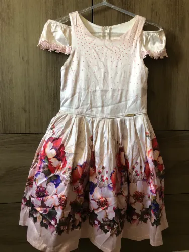 Vestido infantil festa aniversário