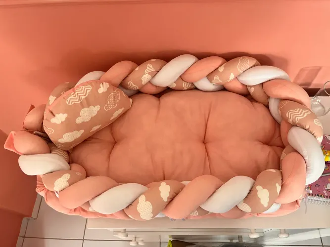 Ninho de bebê feminino