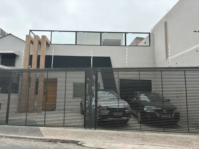 Prédio comercial em Santana para venda