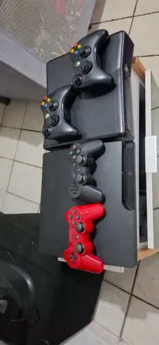 Play 3 e Xbox 360 700 reais cada
