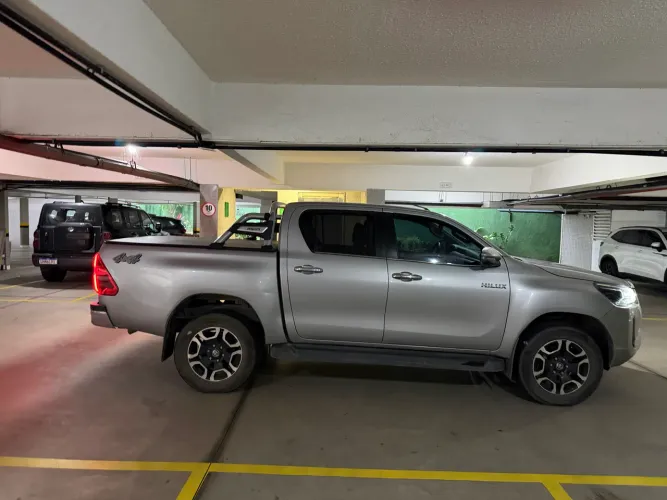 Toyota Hilux CD SRX 4X4 2.8 TDI 16V Diesel Aut. 2023