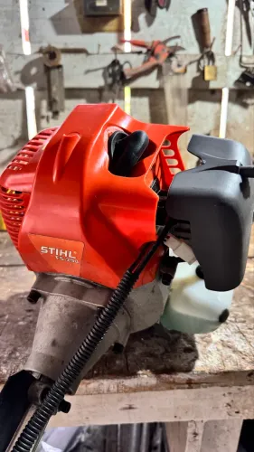 Vendo Roçadeira Stihl FS 290 zerada