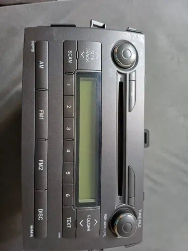 Rádio Original Toyota Corolla 2009 A 2014 (COM DEFEITO NO BOTÂO DO VOLUME))