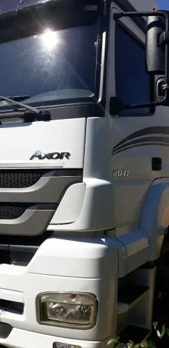 Cavalo mecânico MB AXOR 2041 2018/2019