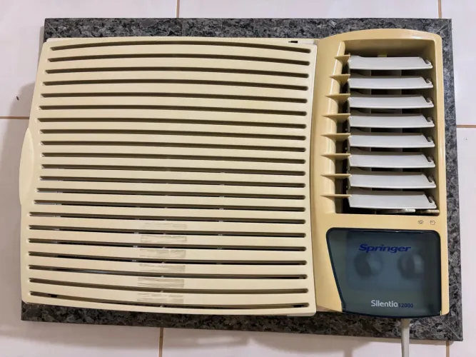 Ar condicionado Springer Silentia 12000