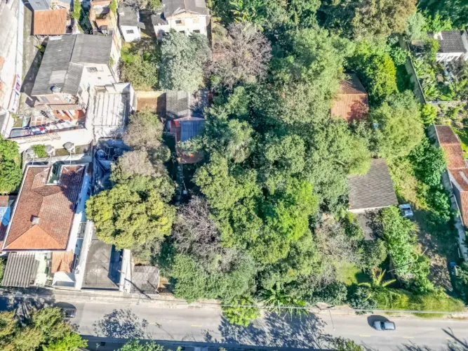 Terreno residencial para venda em Cidade D'Abril, 680m²