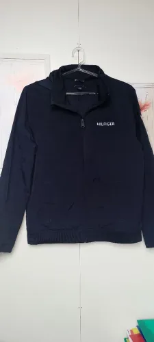 Casaco Tommy Hilfiger tamanho 12/14 anos