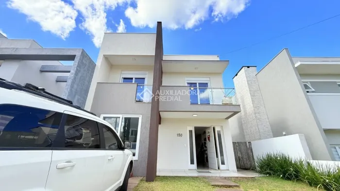 Oportunidade imperdível! Casa em condominio seguro e com muita Natureza!