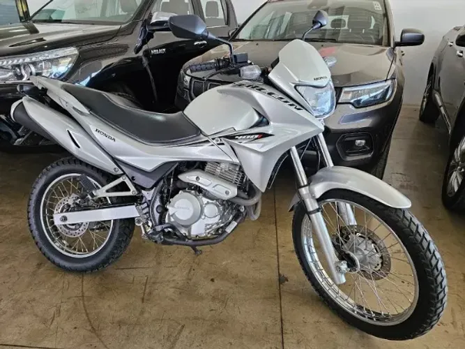 Falcon 400i - 2014 (Relíquia - Com Apenas 6mil km! )
