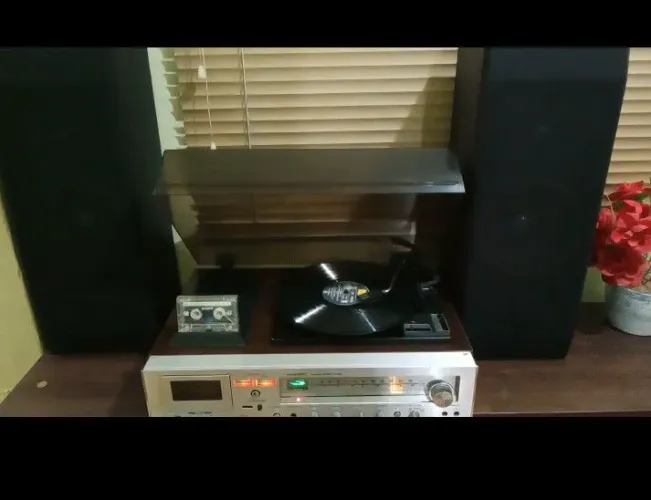 Aparelho 3 em 1 Sharp sg220 1979