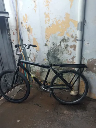 Vendo montadinha aro 24 pneu da frente novo agrupa nova aceito aro 29 ou Viking