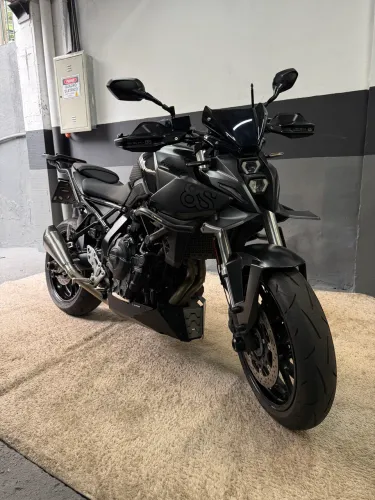 Suzuki GSX 8S IMPECÁVEL