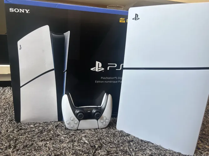 PS5 SLIM DIGITAL NA CX/VENDO E TROCO