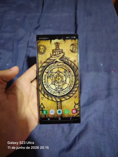 Celular galaxy not 10 plus