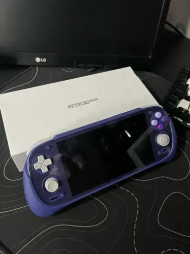 Retroid Pocket G2 - 8GB RAM - Snapdragon G2 Gen 2 - COMPLETO+acessorios