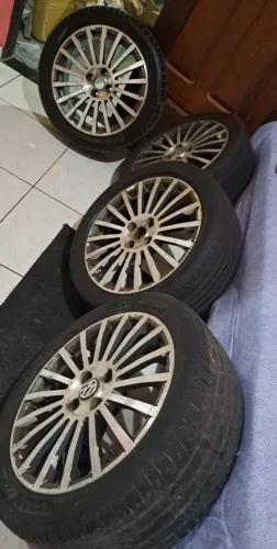 Jogo de rodas Aro 17 4x100