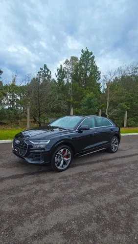Audi Q8 Perform. 3.0 TFSI Coupe Quat. S-tron. 2020