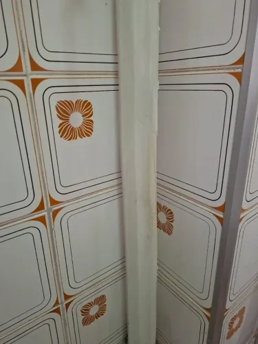Doação de Guarnições de peroba 2,15 x 4,5 cm cerca de 28 peças no estado