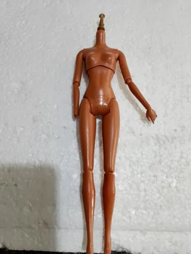 Corpo de boneca Barbie Made to Move