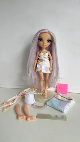 Boneca Rainbow High Pacific Coast Margot de Perla #1