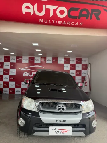 Toyota Hilux CD SRV D4-d 4X4 3.0 TDI Diesel AUT 2011
