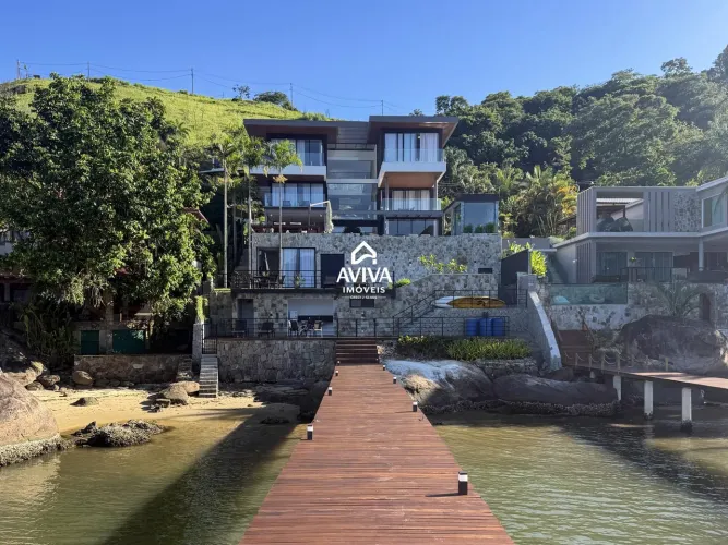 CASA MODERNA PÉ NA AREIA NO CONDOMÍNIO ITAOCA MANGARATIBA/RJ