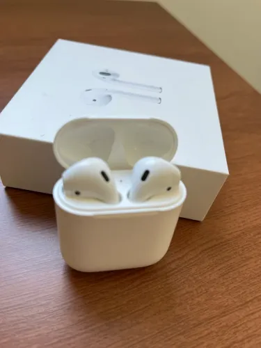 Apple Airpods 2