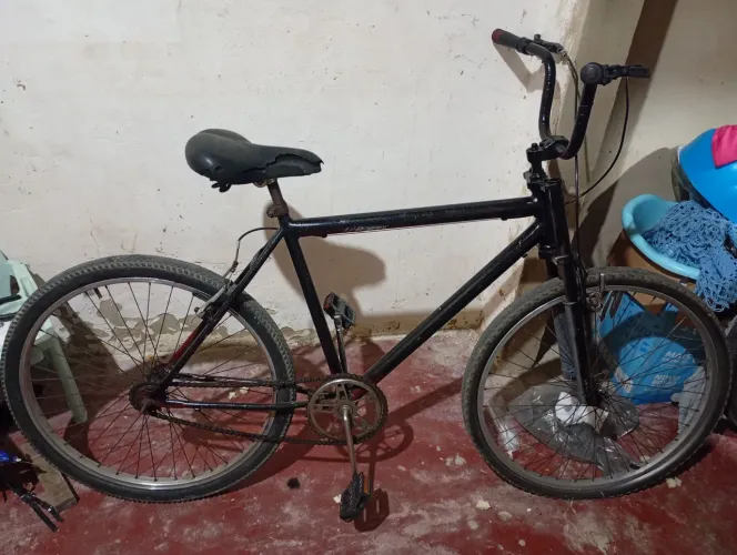 Bicicleta aro 26 em bom estado