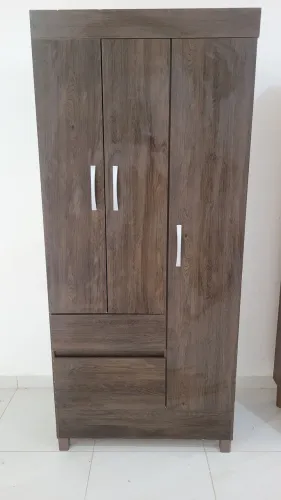 Guarda-roupas solteiro